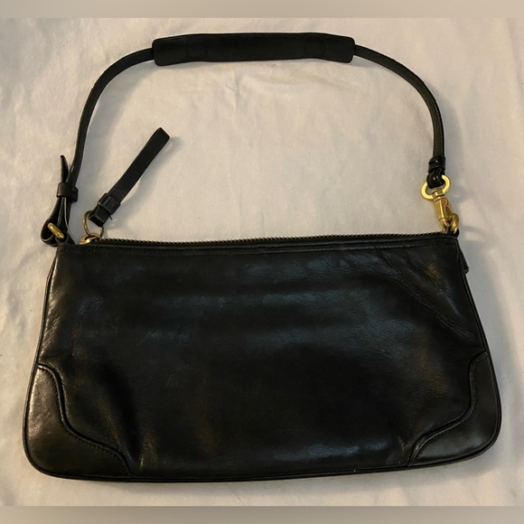 Small Coach Black Leather Vintage Shoulder Bag - Picture 4 of 4